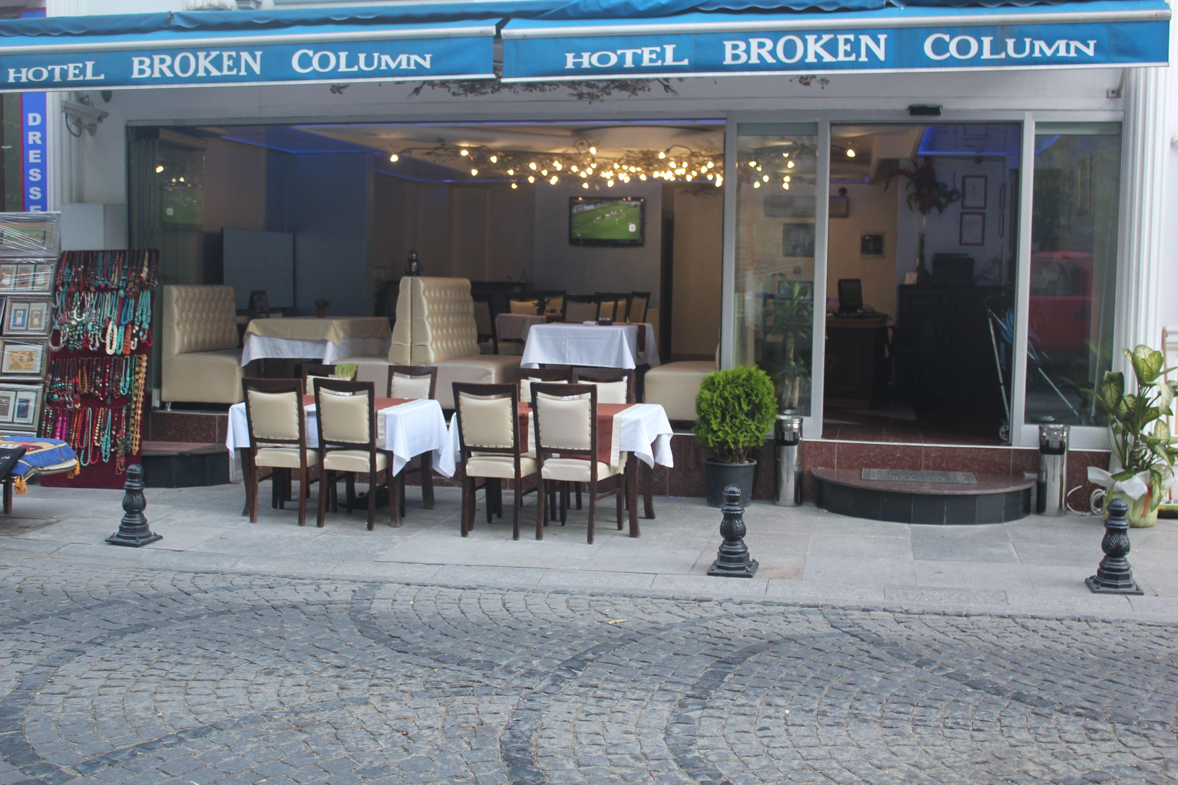 Hotel Broken Column — Bilder 1