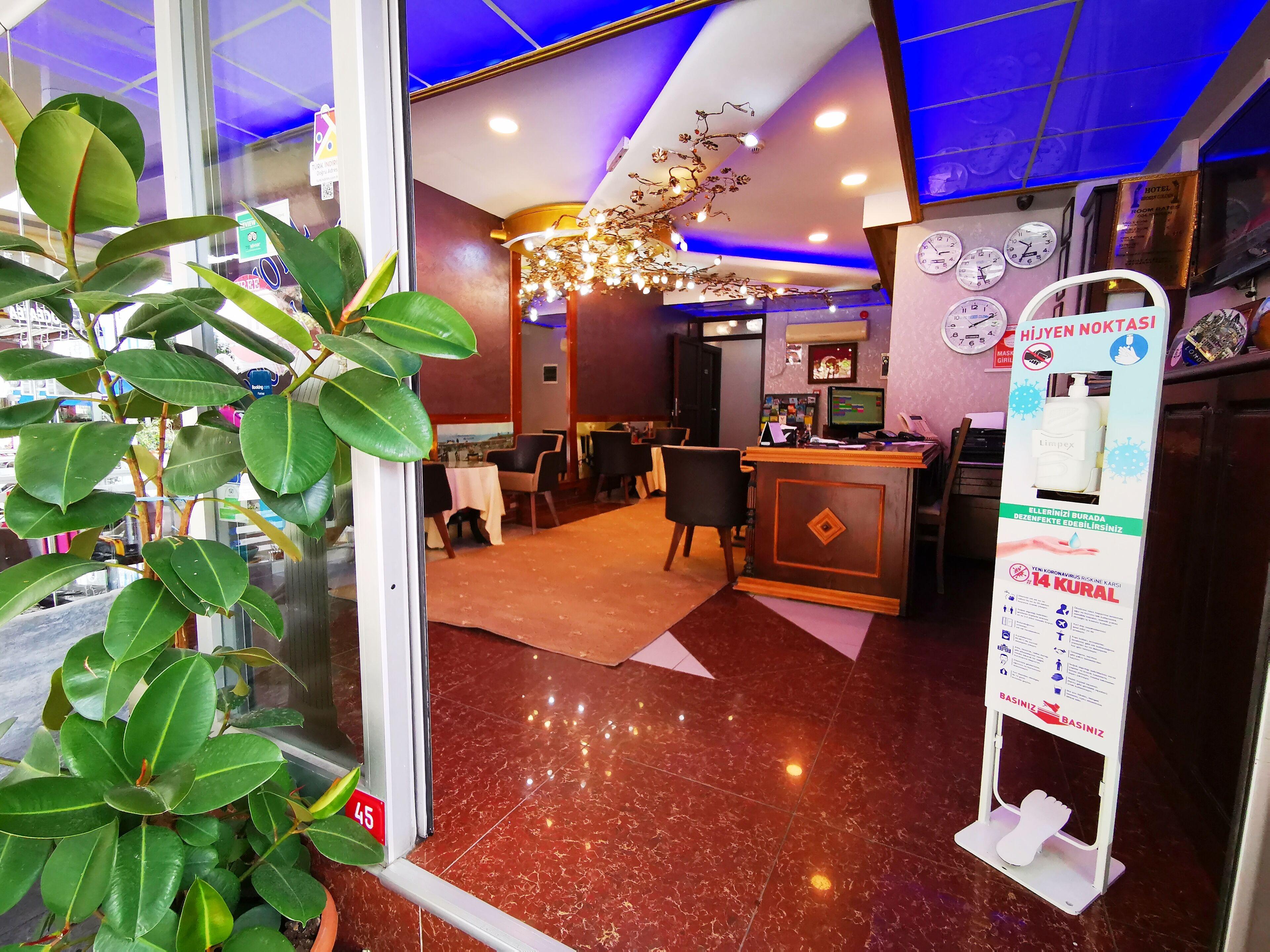 Hotel Broken Column — Bilder 2